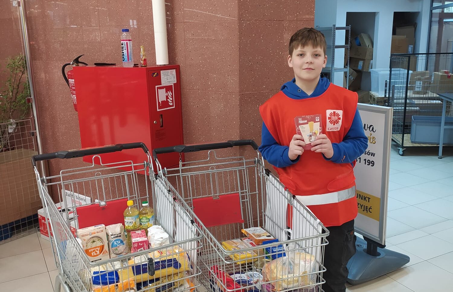 Przedświąteczna zbiórka żywności “Tak. Pomagam!”