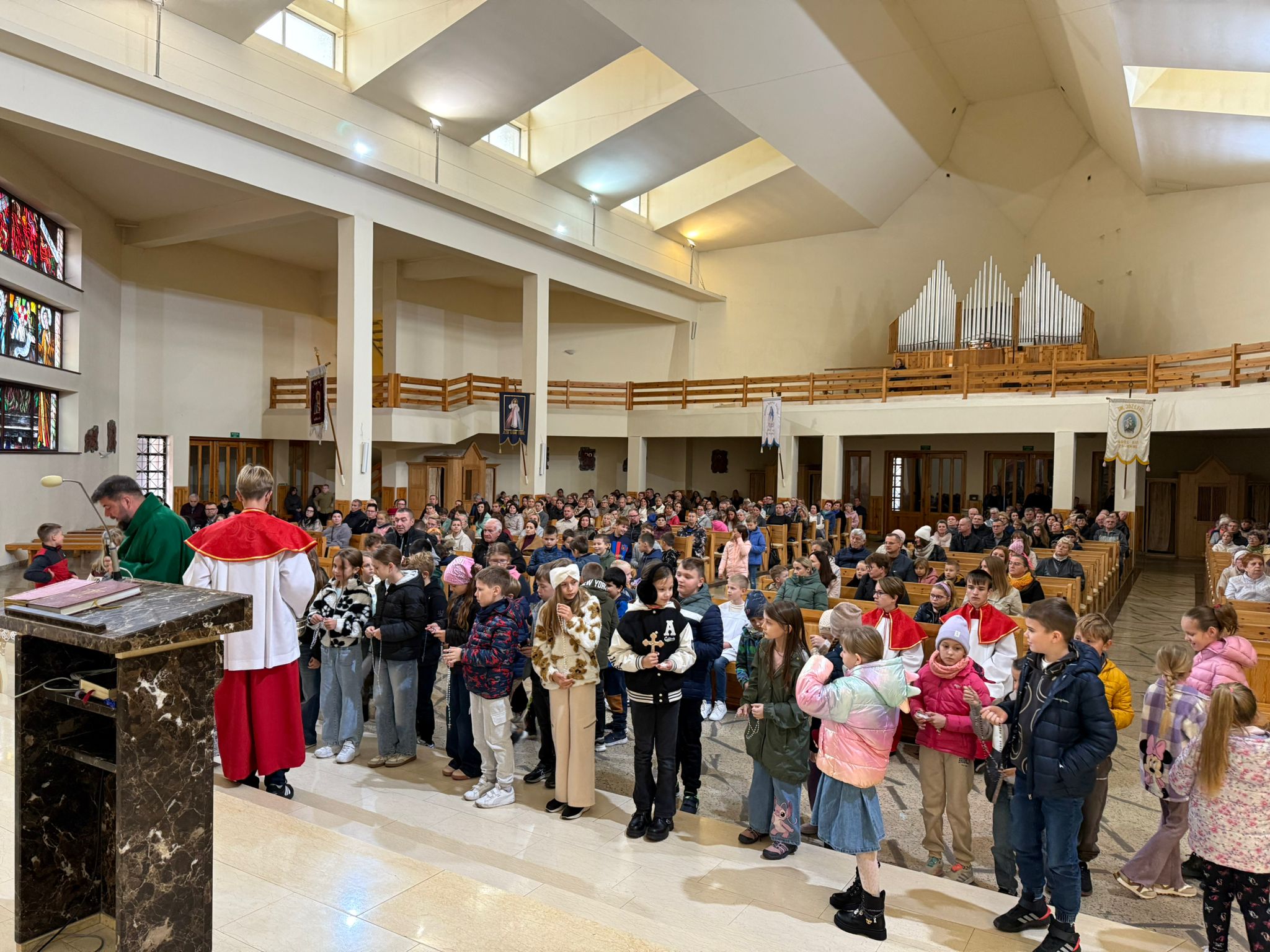 Poświęcenie różańców dla dzieci