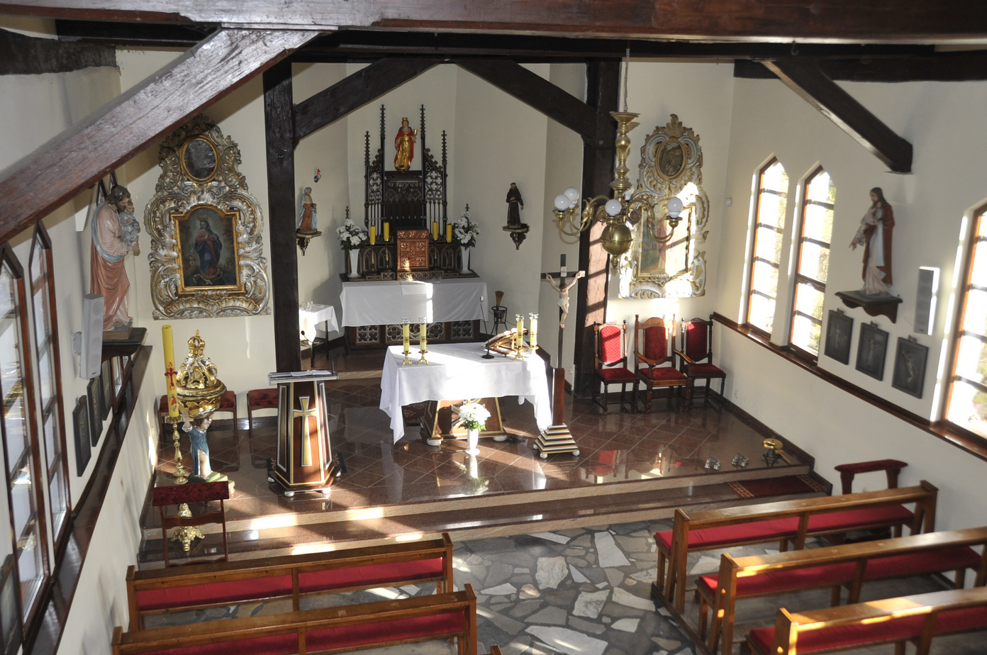 Modlitwa za zmarłych kapłanów dekanatu świeckiego